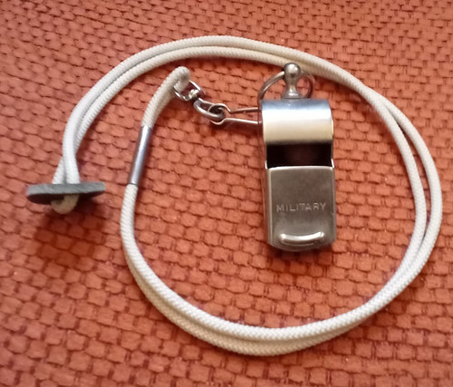 Ancien sifflet militaire - ancien,