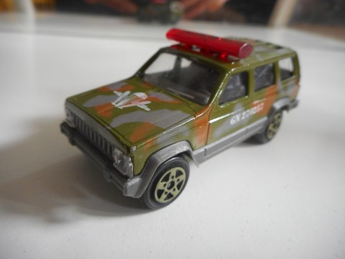 Jeep cherokee majorette vert - jeep,