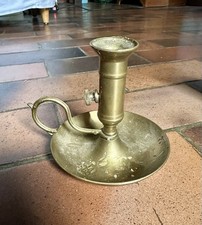 Ancien bougeoir à poussoir