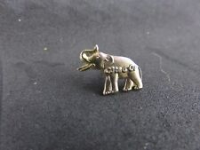 Pin's cote d'or (éléphant / Chocolat)   + attache	