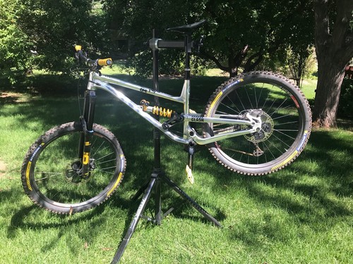 2021 commencal clash ohlins - clash,