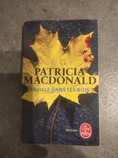 La fille dans les bois
