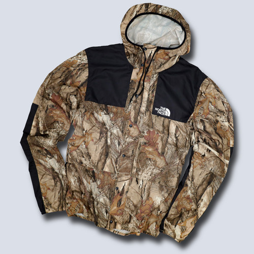 The north face 1985 - 🔥,