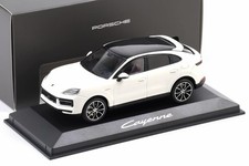 1:43 Solido Porsche Cayenne E