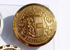 BOUTON UNIFORME DE LIVRÉE