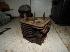 Cylindre moteur fixe ? Info