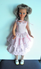 POUPEE   CATHIE   BELLA  SUPERBE VOIR PHOTOS