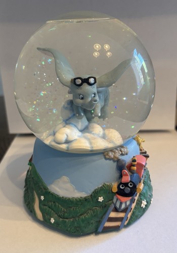 Disney dumbo musical snow - dumbo,