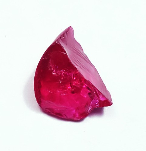 Rubis naturel rouge brut - naturel,