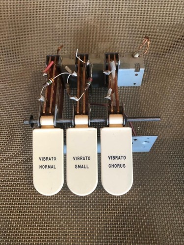 Hammond organ series many - hammond, m