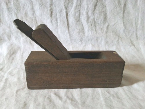 Ancien rabot bois - ancien, a