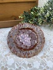 Assiette Décorative en Céramique Barbotine Vintage signée Sarreguemines Raisins