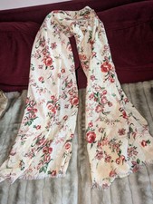 Foulard Floral En Laine