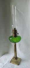 ancienne lampe à pétrole française laiton massif / verre vert avec mèche ~fonctionne~