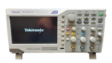 TEKTRONIX TBS 1052B EDU 2x50MHZ 1GS/s DIGITAL  REAL TIME OSCILLOSCOPE  1 sonde