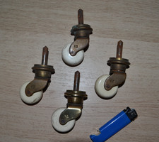 Belles roulettes anciennes