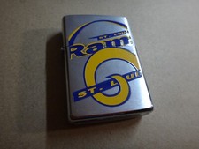 An 1998 Zippo Briquet Avec National Football Ligue St.Louis Rams Équipe Logo