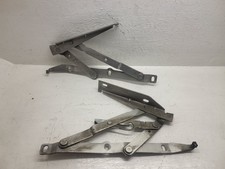 Charnière capot moteur pour