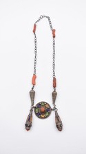 Ancien collier argent corail émail Afrique du Nord Kabyle berbère Tiznit pièce
