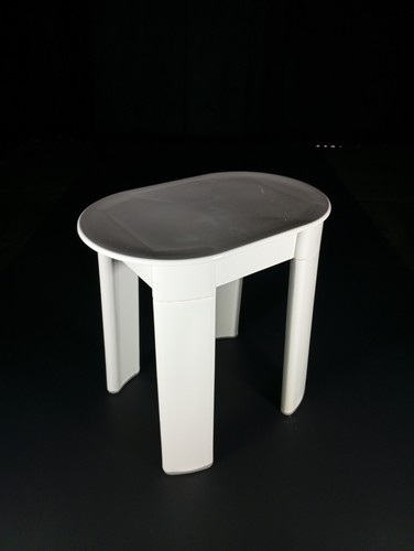 Joli petit meuble design