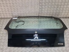 Lunette arriere / vitre hayon - Peugeot 108 après juin 2014 - code couleur KTB *