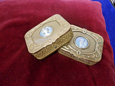 rare paire de boites à