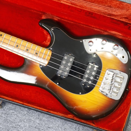Music man sabre - sabre, avec