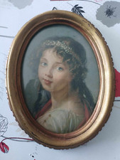 ancienne cadre doré verre bombée fille a la couronne de fleur