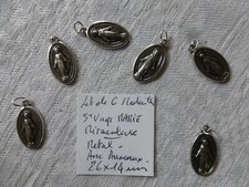 lot de 6 medaille MIRACULEUSE en métal avec anneaux 26 x 14 mm  religious medals