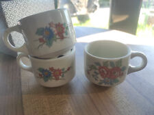 Lot de 3 tasses vintage Pillivuyt à motif floral