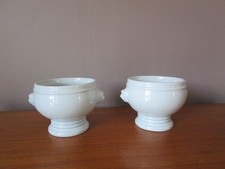 2 Bols à soupe  à l'oignon