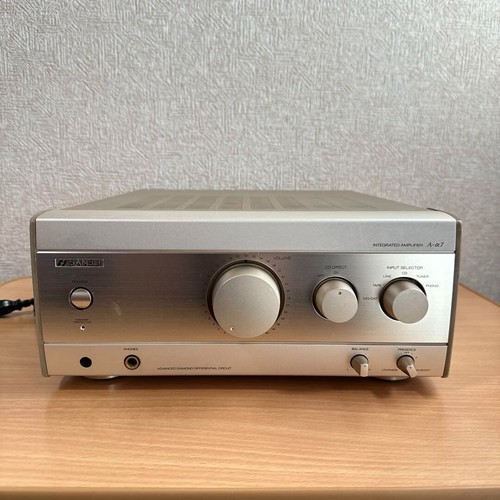 Amplificateur intégré sansui - amplificateur,