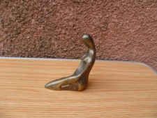 ancien bronze femme nue presse