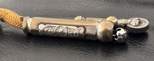 Superbe briquet corps - superbe,