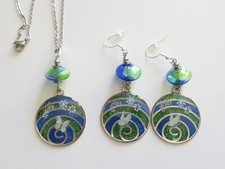 Ensemble collier et boucles