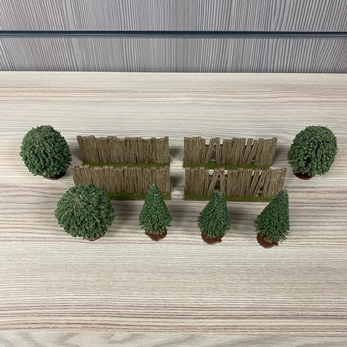 Lot terrain plastique et - en,