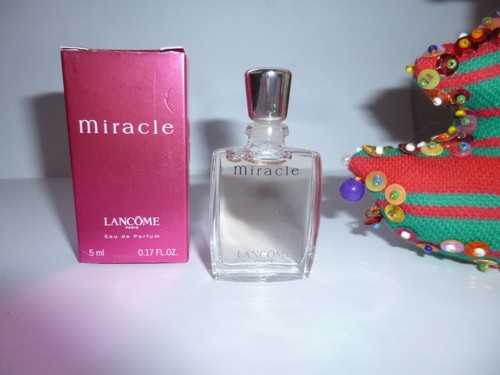 Jolie miniature miracle de - ,