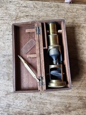 Microscope De Terrain Ancien