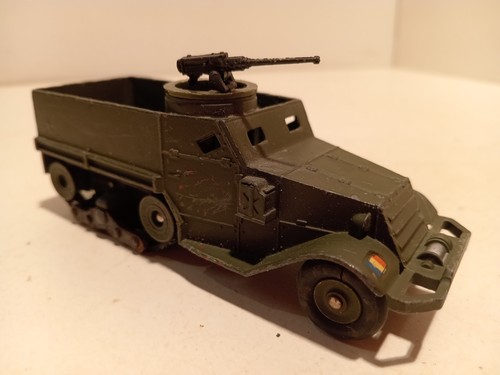 Dinky toys 822 - dinky,