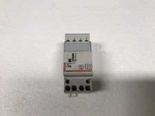 Contacteur  LEGRAND NO 4 poles