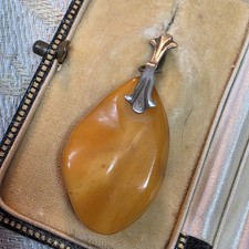 Pendentif ancien ambre la - ancien,