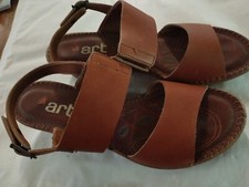 CHAUSSURES FEMME NU PIEDS COMPENSES Marques Art pointure 41 TBE colori marron 