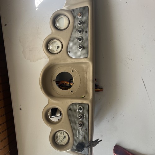 Glastron 225 boat dash - glastron,