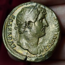 ** RARE Sesterce d'Hadrien, Revers "Roma", 126, RIC.686, TTB+ **