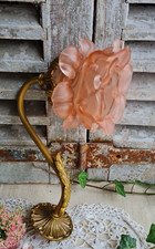 ANCIENNE APPLIQUE MURALE COL DE CYGNE AVEC TULIPE EN VERRE FORME DE FLEURS ROSE