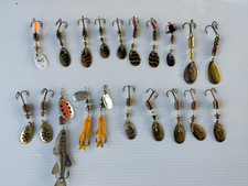 Pêche : Lot de 20 cuillères Mepps, Veltic, Olympia.. (jamais servi)