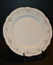 *JOLIE PETITE ASSIETTE