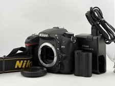 Boîtier Nikon NIKON D7000 "Fonctionne très bien" avec batterie, chargeur et...