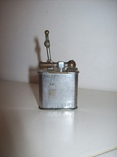 Ancien briquet publicitaire à