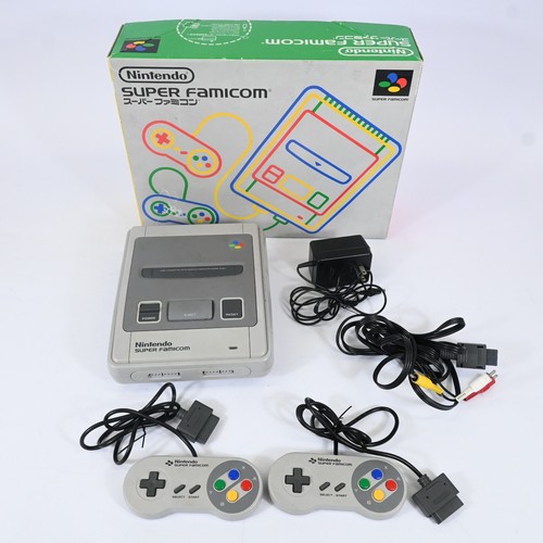 Nintendo super famicom console - nintendo,